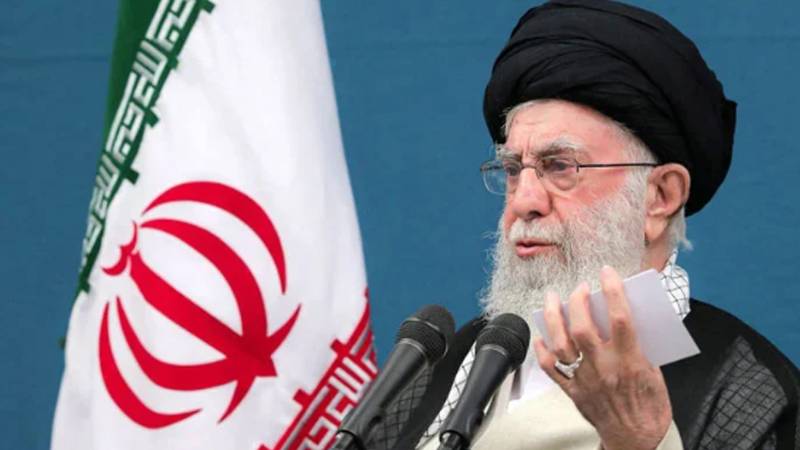 ایران پر اسرائیلی حملوں میں امریکا کی شمولیت کے بعد آیت اللّٰہ علی خامنہ ای کا سخت ردعمل، صہیونی دشمن کو 