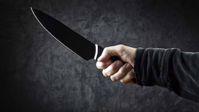 لاہور: ساندہ میں ادھار پیسے نہ دینے پر کزن نے کزن کو چھریوں کے وار سے زخمی کر دیا