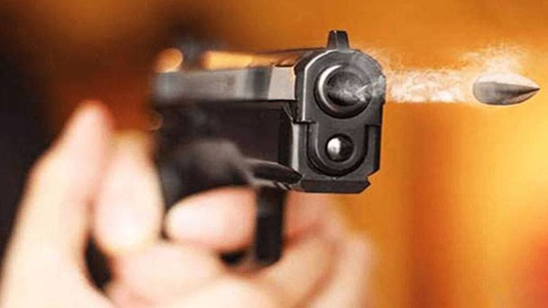 شاہدرہ کچہری کے باہر فائرنگ، دو افراد جان کی بازی ہار گئے