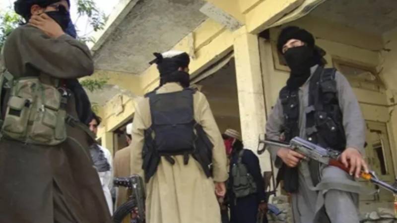 فتنہ الہندوستان کا مستونگ میں دہشت گرد حملہ، بینک اور تحصیل آفس پر فائرنگ، نوجوان جاں بحق