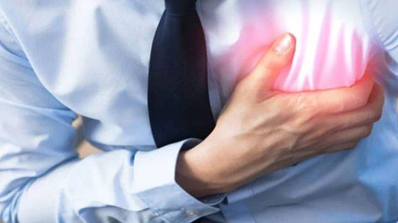 دل کا دورہ: موت کی سب سے بڑی وجوہات میں شامل، فوری اقدامات زندگی بچا سکتے ہیں