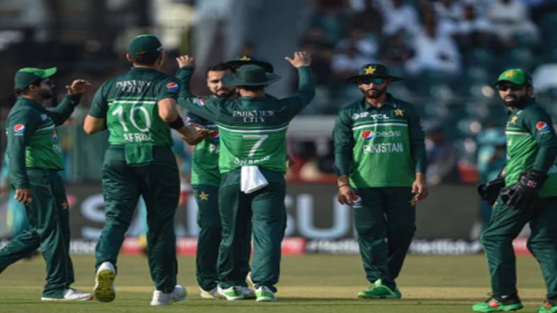 شاداب خان سیریز سے باہر، نسیم شاہ اور وسیم جونیئر کی شمولیت مشکوک — پاکستانی ٹیم بنگلا دیش سیریز سے قبل فٹنس مسائل کا شکار