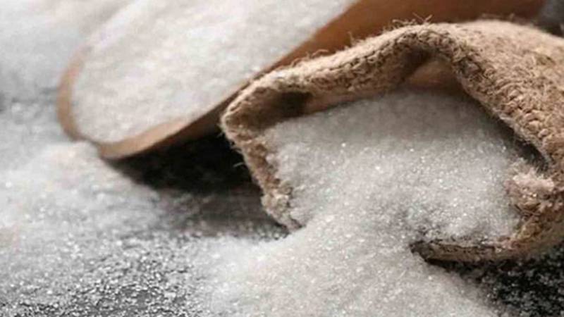 چینی کی بڑھتی قیمتیں: حکومت کا 5 لاکھ ٹن چینی درآمد کرنے کا فیصلہ