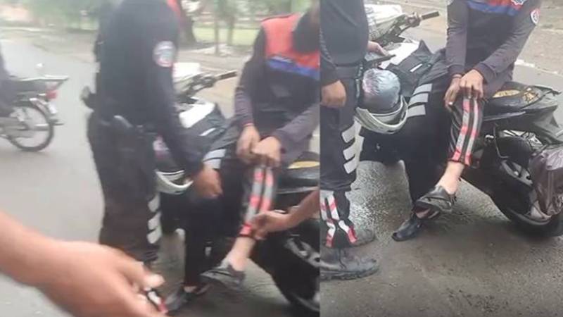  لاہور میں بارش کے باعث ڈولفن سکواڈ کی موٹر سائیکل سلپ، اہلکار زخمی