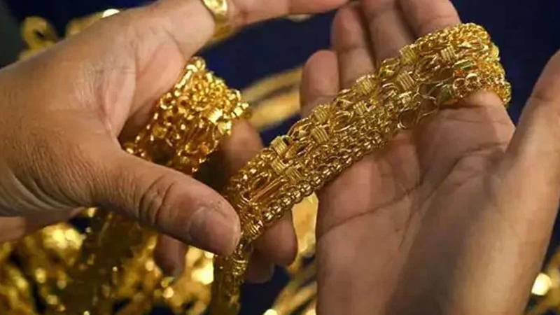 سونے کی قیمت میں بڑی کمی، فی تولہ 3 ہزار روپے سستا ہو گیا