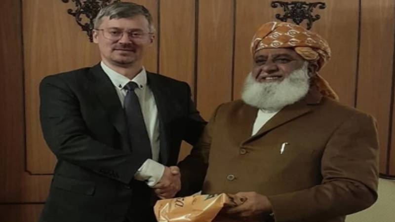 مولانا فضل الرحمان کی روس سے غزہ میں فلسطینیوں کے تحفظ کے لیے فعال کردار کی اپیل