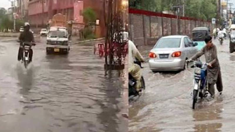 لاہور: بارش کے بعد پانی جمع، نکاسی نہ ہونے پر شہری پریشان 