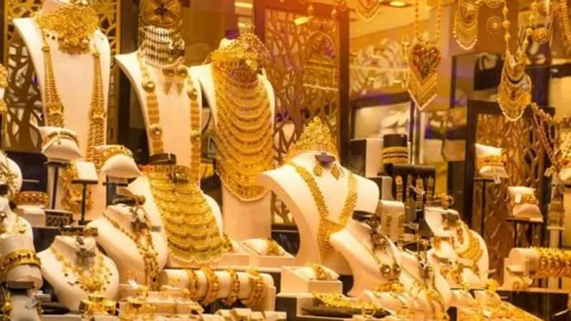 سونے کی قیمت کو پھر پر لگ گئے؛ عالمی اور مقامی سطح پر نمایاں اضافہ