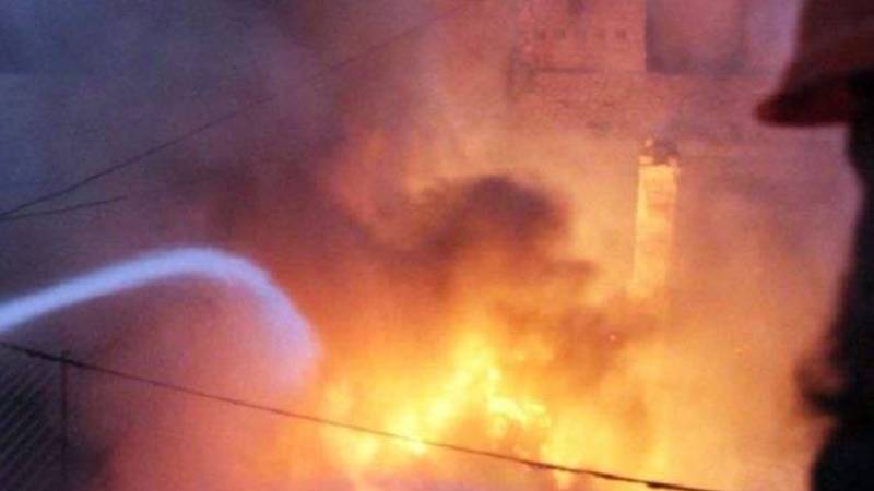 عراق: الکوت کے شاپنگ مال میں ہولناک آگ، 60 افراد جاں بحق، 11 لاپتہ