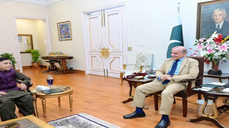 وزیراعظم شہباز شریف سے پاکستانی کونٹینٹ کریئیٹر طلحہ احمد کی ملاقات