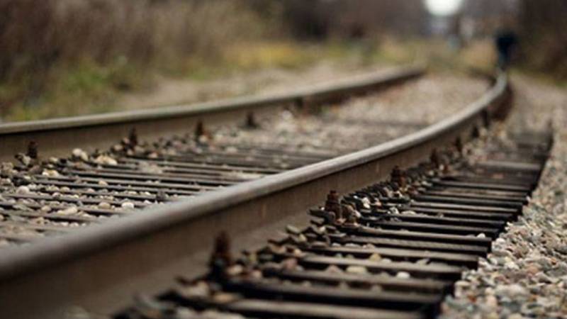 مصری شاہ میں افسوسناک حادثہ، ٹرین کی زد میں آ کر 70 سالہ بزرگ جاں بحق