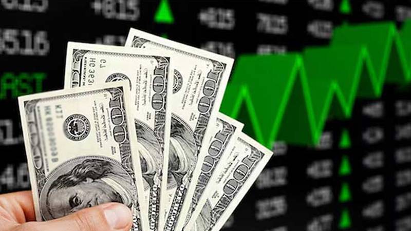 اسٹاک مارکیٹ میں زبردست تیزی، ڈالر کی قدر میں معمولی کمی 