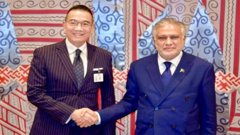 اسحاق ڈار سے تھائی وزیر خارجہ کی ملاقات، تجارت اور سیاحت سمیت مختلف شعبوں میں تعاون پر اتفاق