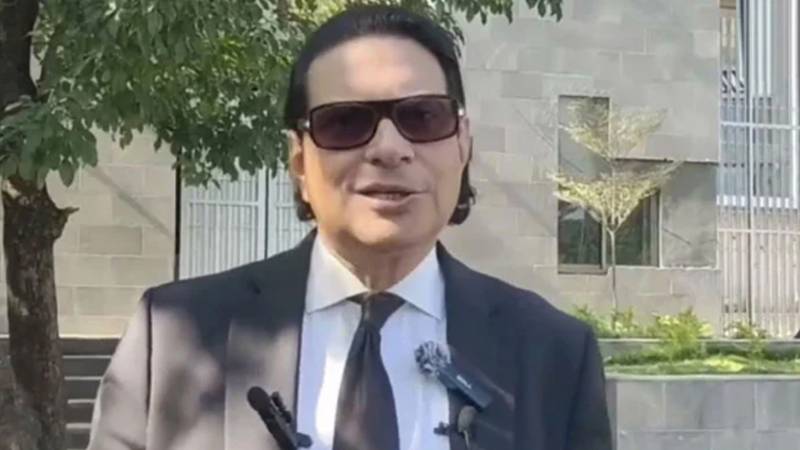 شاہ محمود قریشی کی قیادت سنبھالنے کی بات قبل از وقت ہے، سلمان اکرم راجہ
