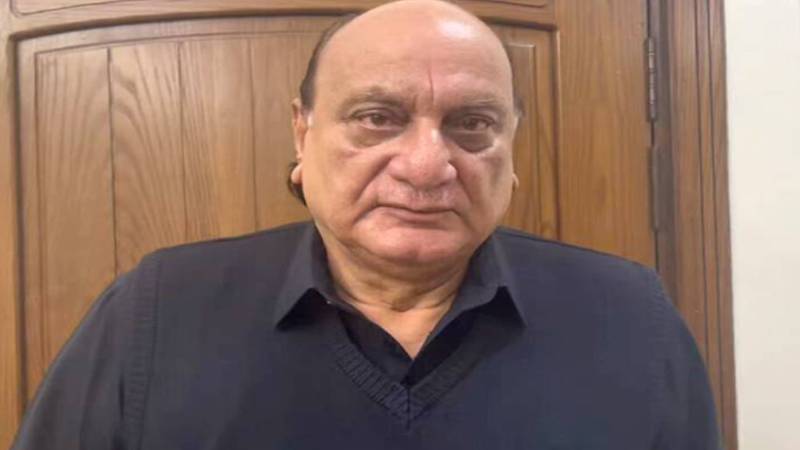 پی ٹی آئی رہنما راجہ بشارت ٹریبونل کے باہر گرفتار، پولیس نے تھانہ نیوٹاؤن منتقل کر دیا