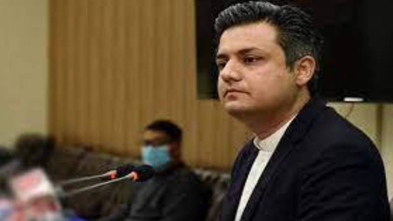 حماد اظہر کا عدالت کے سامنے رضاکارانہ سرنڈر اور ضمانت کی درخواست دینے کا فیصلہ