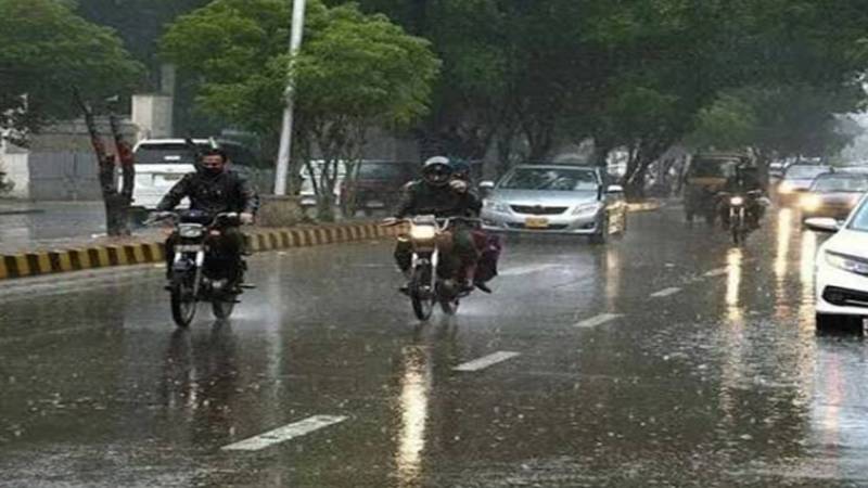 لاہور میں بارش سے گرمی کی شدت میں کمی، مون سون بارشوں کا سلسلہ 31 جولائی تک جاری رہے گا