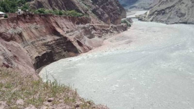 وادی چترال اور گلگت بلتستان میں بارش اور گلیشیئر پگھلنے سے دریائے چترال میں سیلابی صورتحال کا خدشہ