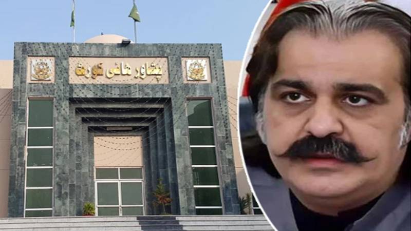 پشاور ہائیکورٹ نے علی امین گنڈاپور کے وارنٹ گرفتاری معطل کر دیے، گرفتاری سے روک دیا