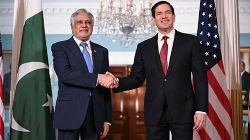 پاکستان کا 10 لاکھ بیرل امریکی خام تیل درآمد کرنے کا فیصلہ 