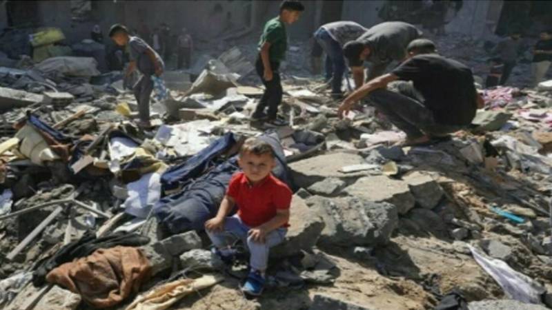 غزہ میں اسرائیلی فوجی کارروائیاں جاری، مزید 111 فلسطینی شہید، انسانی بحران شدت اختیار کر گیا