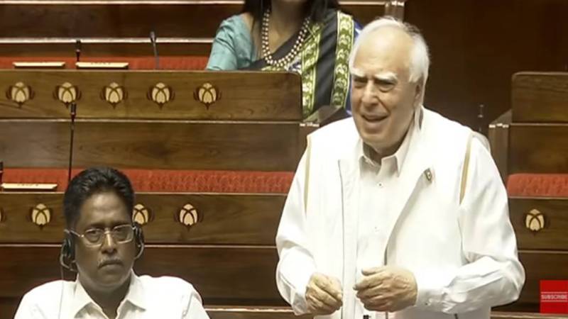 پاکستان کو شکست دینا ممکن نہیں تھا، جنگ روکنا پڑی: سابق بھارتی وزیر کپل سیبل کا اعتراف 