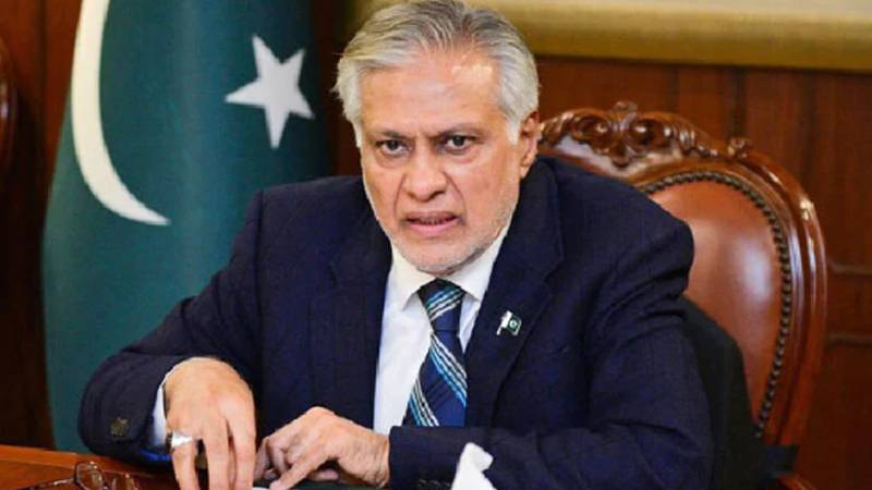 بھارت سرینگر سے دہلی حکومت چلانا چاہتا ہے: وزیر خارجہ اسحاق ڈار
