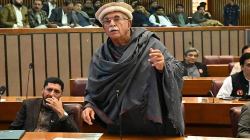 آئیں ہم سب توبہ کریں اور ایک دوسرے کو معاف کریں: محمود خان اچکزئی
