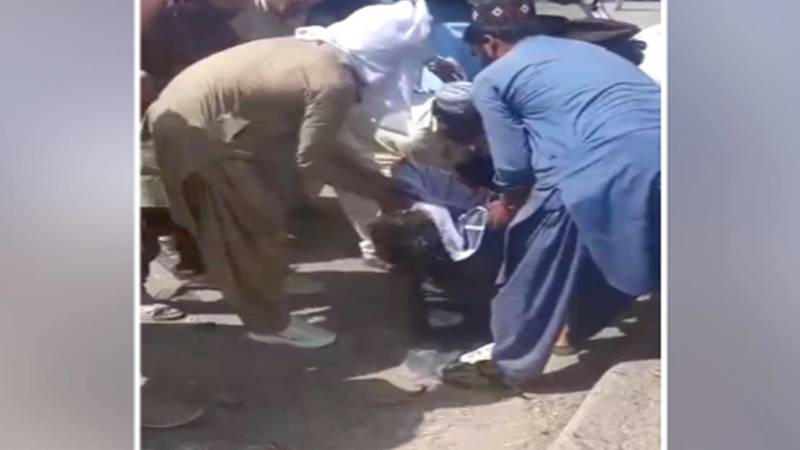 جنوبی وزیرستان: پولیس وین کے قریب دھماکا اور فائرنگ، 3 جاں بحق، 14 زخمی