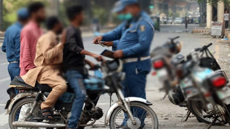 لاہور میں ٹریفک قوانین کی خلاف ورزی اور ٹوکن ٹیکس نادہندگان کے خلاف مشترکہ کارروائی کا فیصلہ