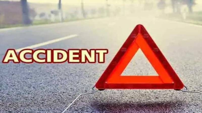 شاہکام چوک پر تیز رفتار کار کی ٹکر سے 2 افراد جاں بحق، پولیس نے ڈرائیور کے خلاف مقدمہ درج کیا