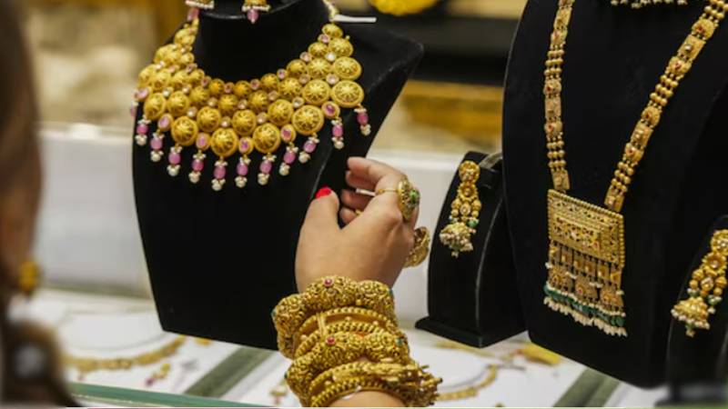 آج سونے کی قیمت میں بڑی کمی ریکارڈ ہوگئی 