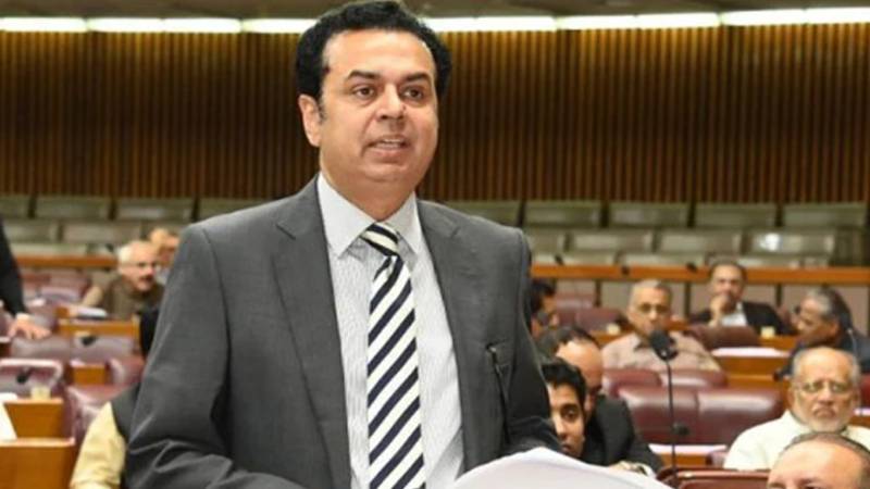 طلال چوہدری کا علما کو یقین دہانی: معاملہ مشاورت اور افہام و تفہیم سے حل ہوگا 