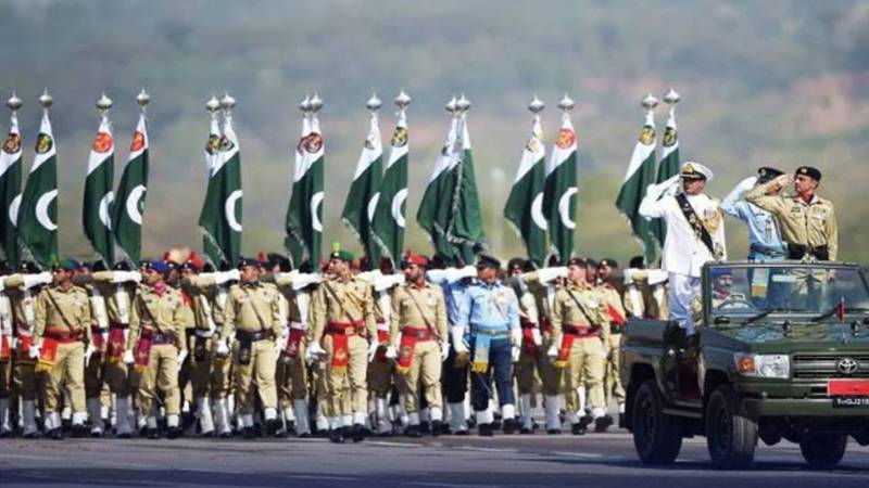 پاکستان کی نئی ‘آرمی راکٹ فورس کمانڈ’: کیا ہے اور کیوں ضروری تھی؟