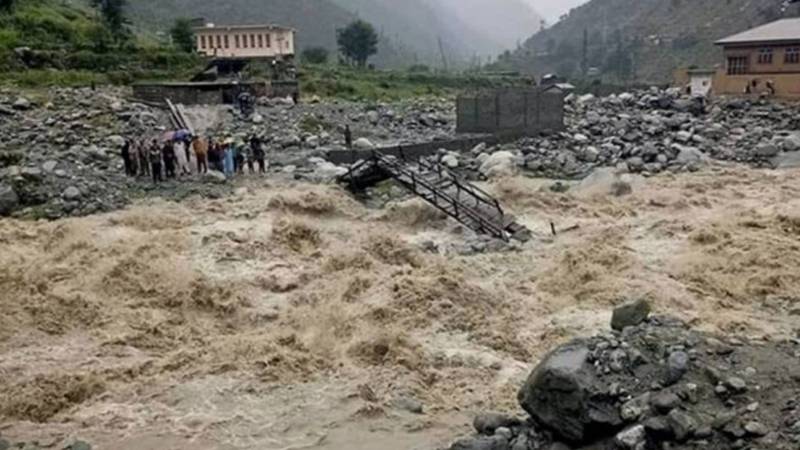 خیبرپختونخوا میں شدید بارشوں اور سیلاب سے ہلاکتیں 146 تک پہنچ گئیں