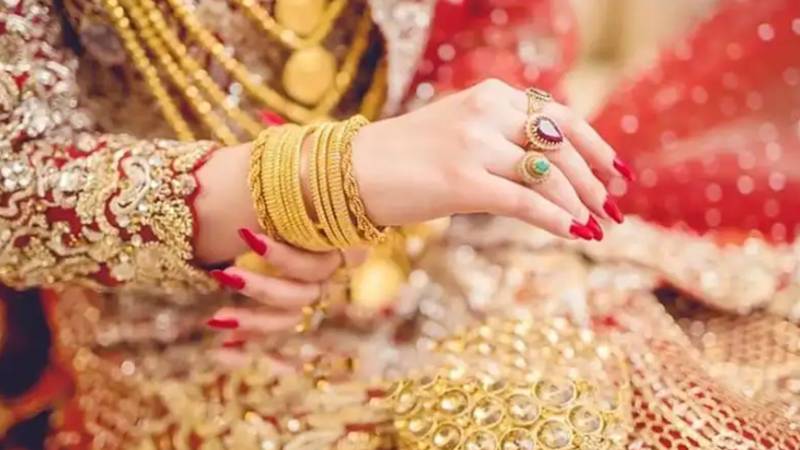 سونے کی قیمتوں میں تیزی، فی تولہ 1500 روپے اضافہ