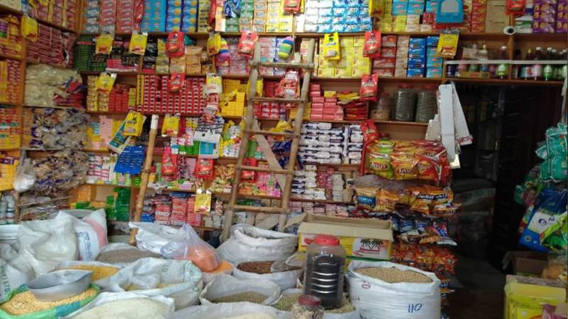 چینی کے بعد آٹے کی قیمتیں بھی آسمان کو چھونے لگیں، شہری پریشان
