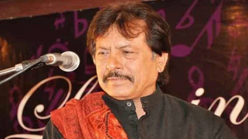 سرائیکی و پنجابی موسیقی کے بے تاج بادشاہ عطاء اللہ خان عیسی خیلوی 74 برس کے ہوگئے