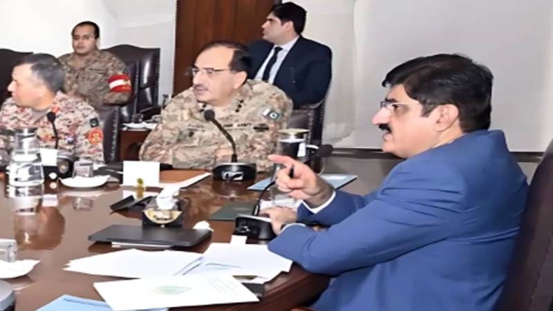 سندھ حکومت نے کچے کے ڈاکوؤں کے خلاف فیصلہ کن اور سخت آپریشن کا آغاز کرنے کا اعلان کر دیا