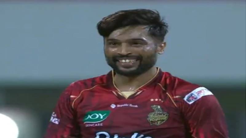 محمد عامر ٹی ٹوئنٹی کرکٹ میں 400 وکٹیں حاصل کرنے والے دوسرے پاکستانی بولر بن گئے