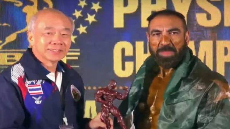 خیبرپختونخوا کے باڈی بلڈر اعجاز احمد نے ایشین چیمپئن شپ میں سونا جیت کر پاکستان کا نام روشن کر دیا