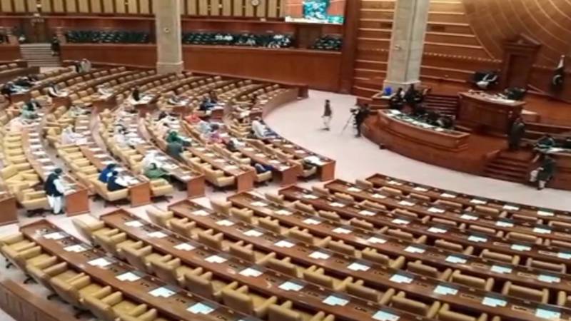 پی ٹی آئی نے اپوزیشن لیڈر پنجاب کے لیے عمران خان کو بھیجے 5 نام