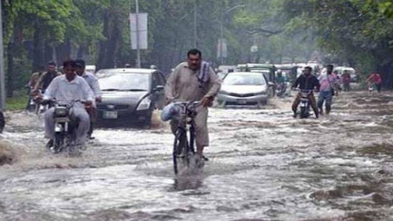 ملک بھر میں مون سون بارشوں کا سلسلہ تیز، سیلاب اور لینڈ سلائیڈنگ کا خدشہ