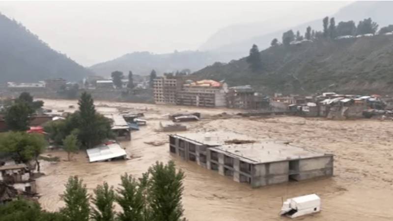 خیبرپختونخوا میں بارشوں اور فلش فلڈ سے 406 افراد جاں بحق، ہزاروں گھر متاثر
