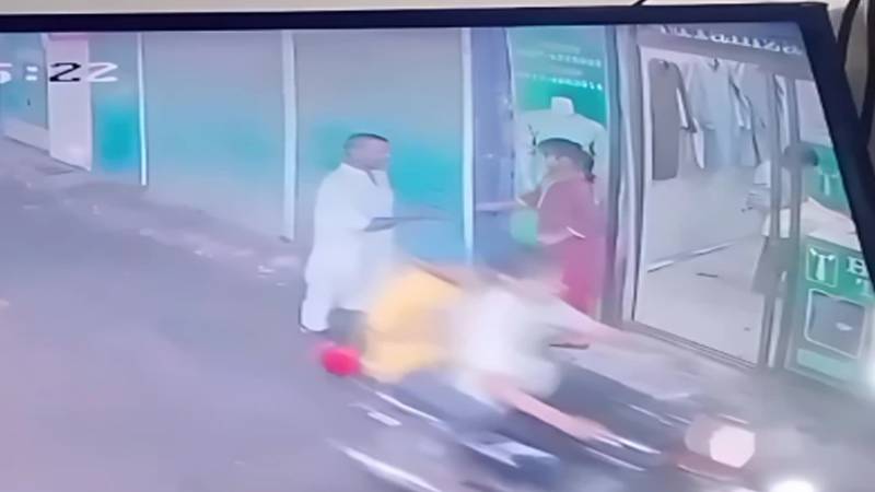 لاہور: 12 سالہ بچی سے نازیبا حرکت کرنے والے ملزم کو پولیس نے حراست میں لے لیا