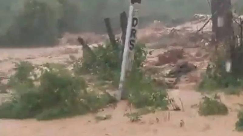 مقبوضہ کشمیر میں ریکارڈ بارشیں، سیلاب سے 41 افراد ہلاک