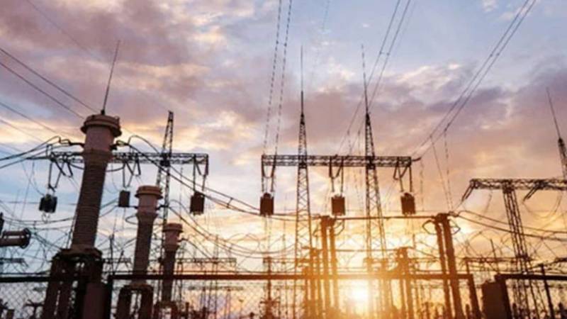 ملک بھر میں صارفین کے لیے بجلی 1.69 روپے فی یونٹ سستی ہونے کا امکان