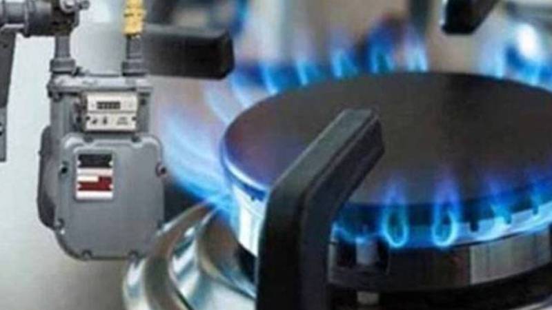 حکومت نے گھریلو صارفین کے لیے آر ایل این جی گیس کنکشن کا منصوبہ منظور کرنے کی سمت میں پیش رفت کی