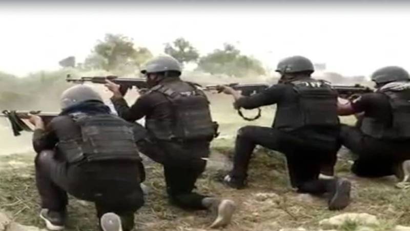 پنجاب، سندھ میں پولیس کارروائیاں: 3 خطرناک ڈاکو ہلاک، 5 گرفتار