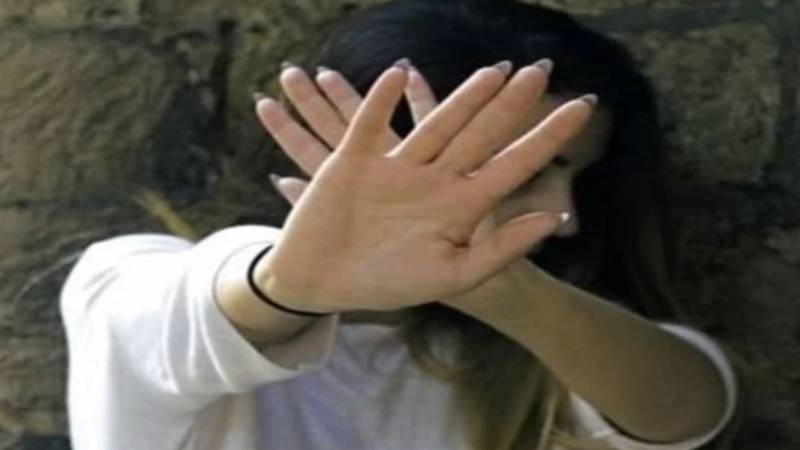 16 سالہ لڑکی سے زیادتی اور حاملہ کرنے کے مجرم کو عمر قید اور جرانے کی سزا